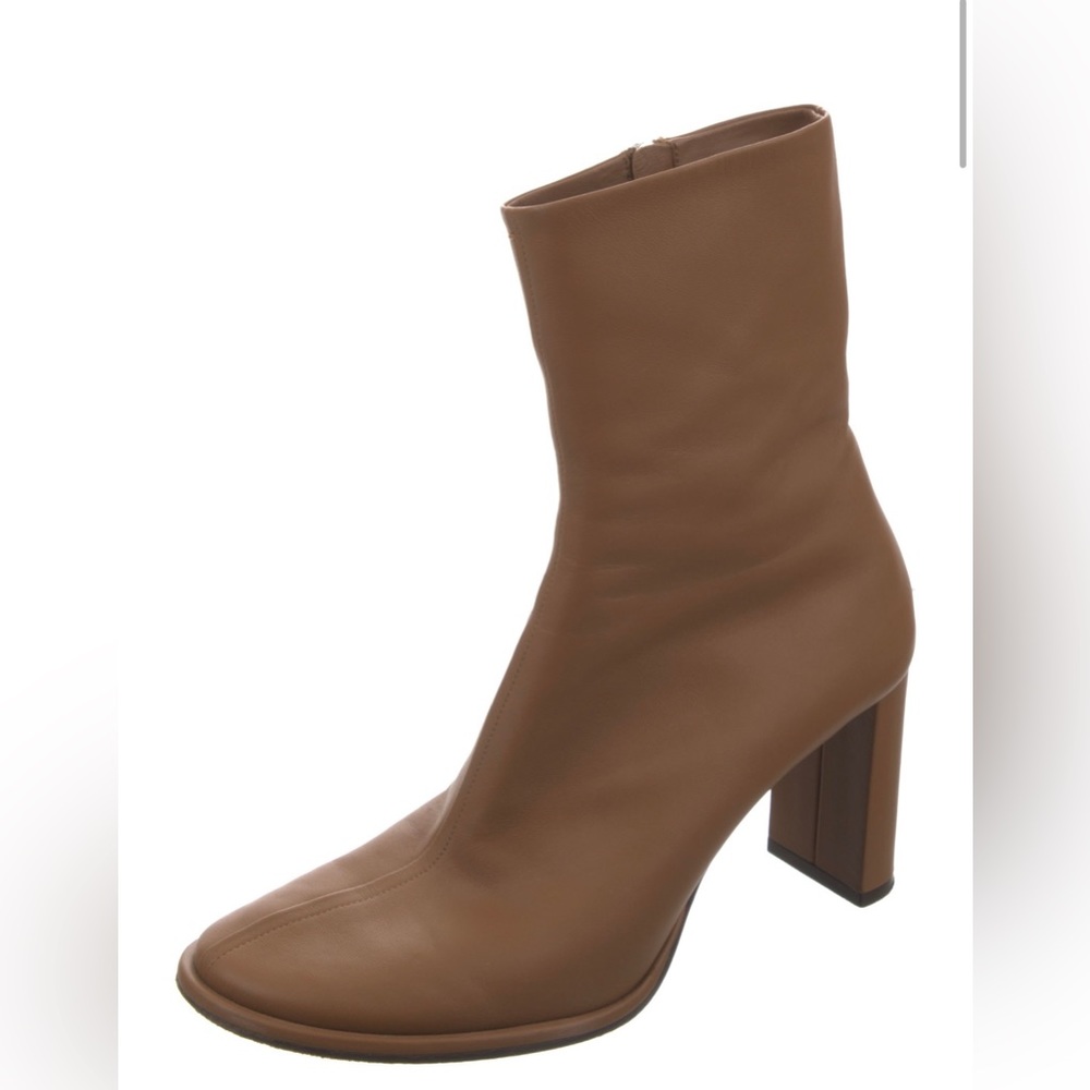 The Row Tea Time Leather Ankle Boot ASO Elizabeth, Mary Kate, Ashley Olsen Twins